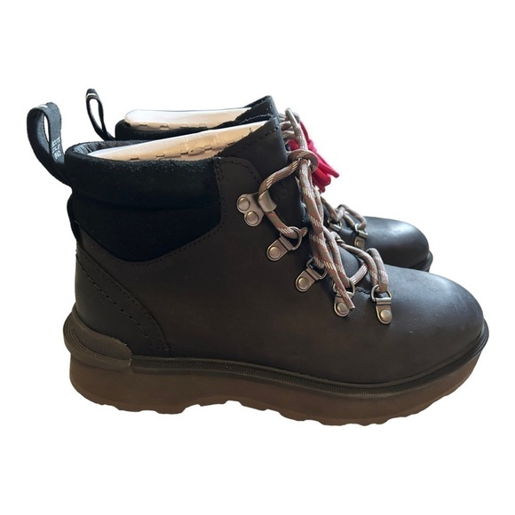 Sorel WOMEN'S HI-LINE HIKER BOOT in black - Picture 9 of 14